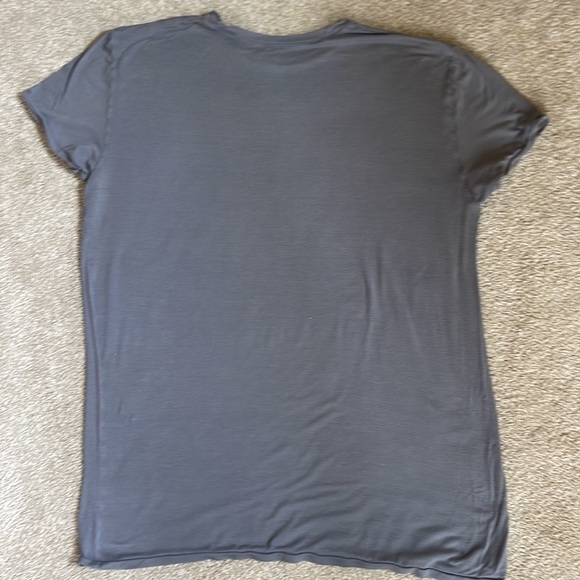 Emporio Armani men’s gray tshirt size Large - Picture 5 of 6